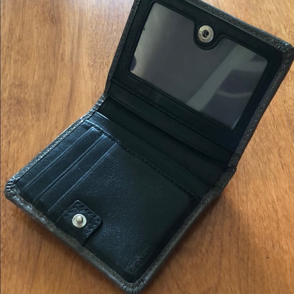 Coach wallet, medium fold over w/ snap closure - Picture 2 of 4